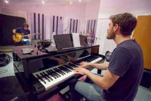 Read more about the article Manchester Recording Studio Prices – Why Astar Studios Offers the Best Value